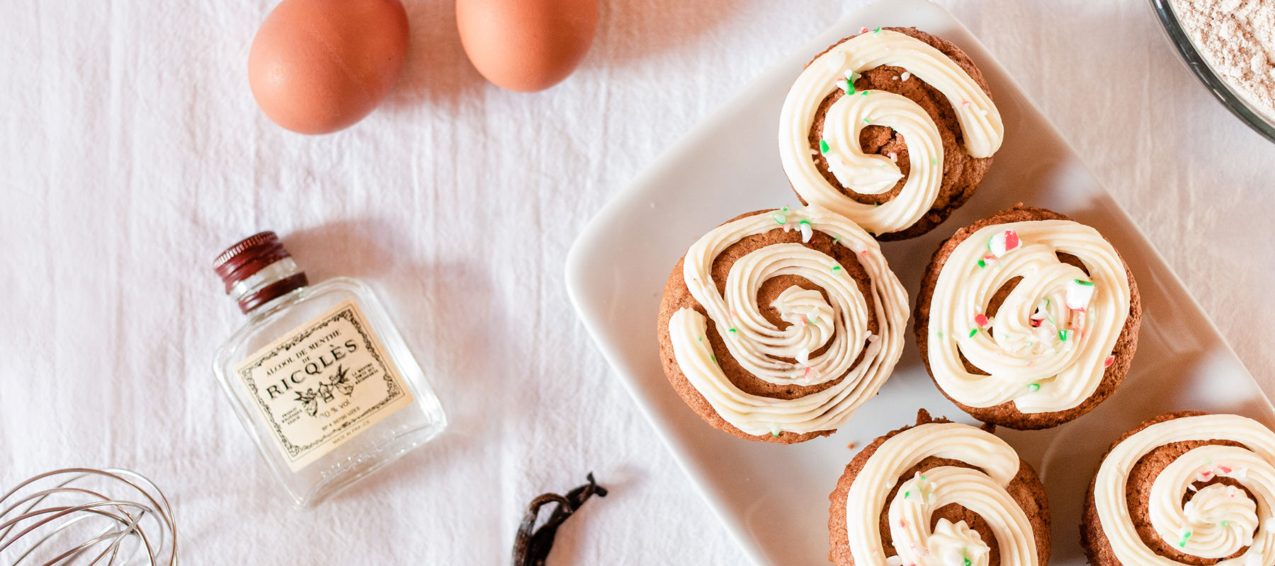 Image of Vanilla Candy Cane Cupcakes, peppermint extract and eggs.